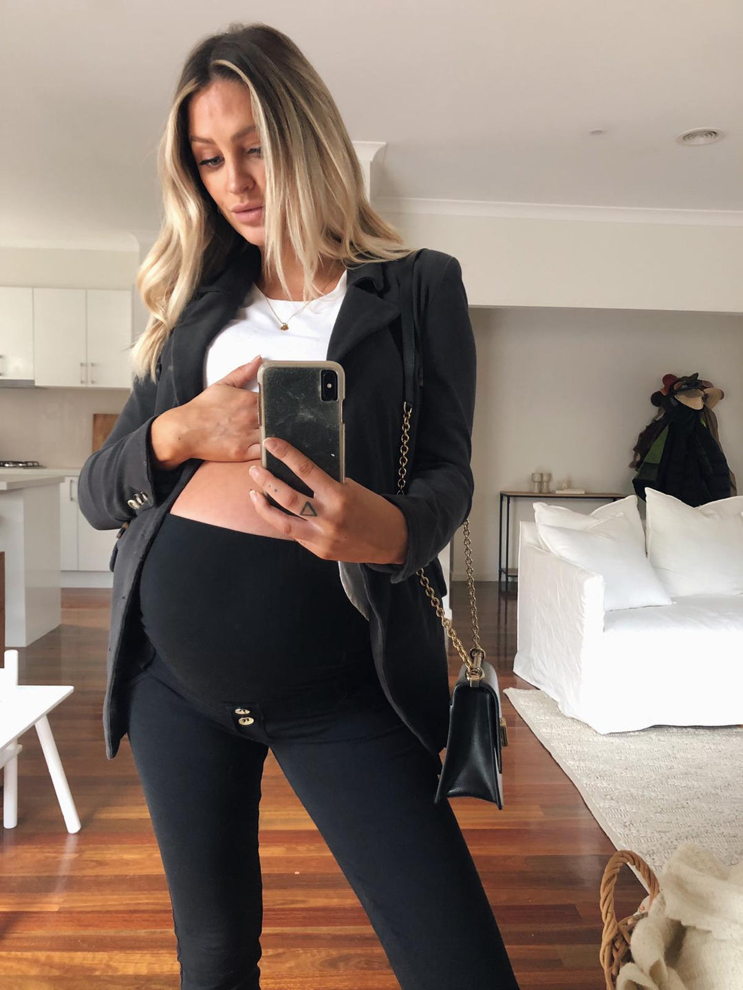 Mum Life: Embrace Your Body Before, During AND after Pregnancy