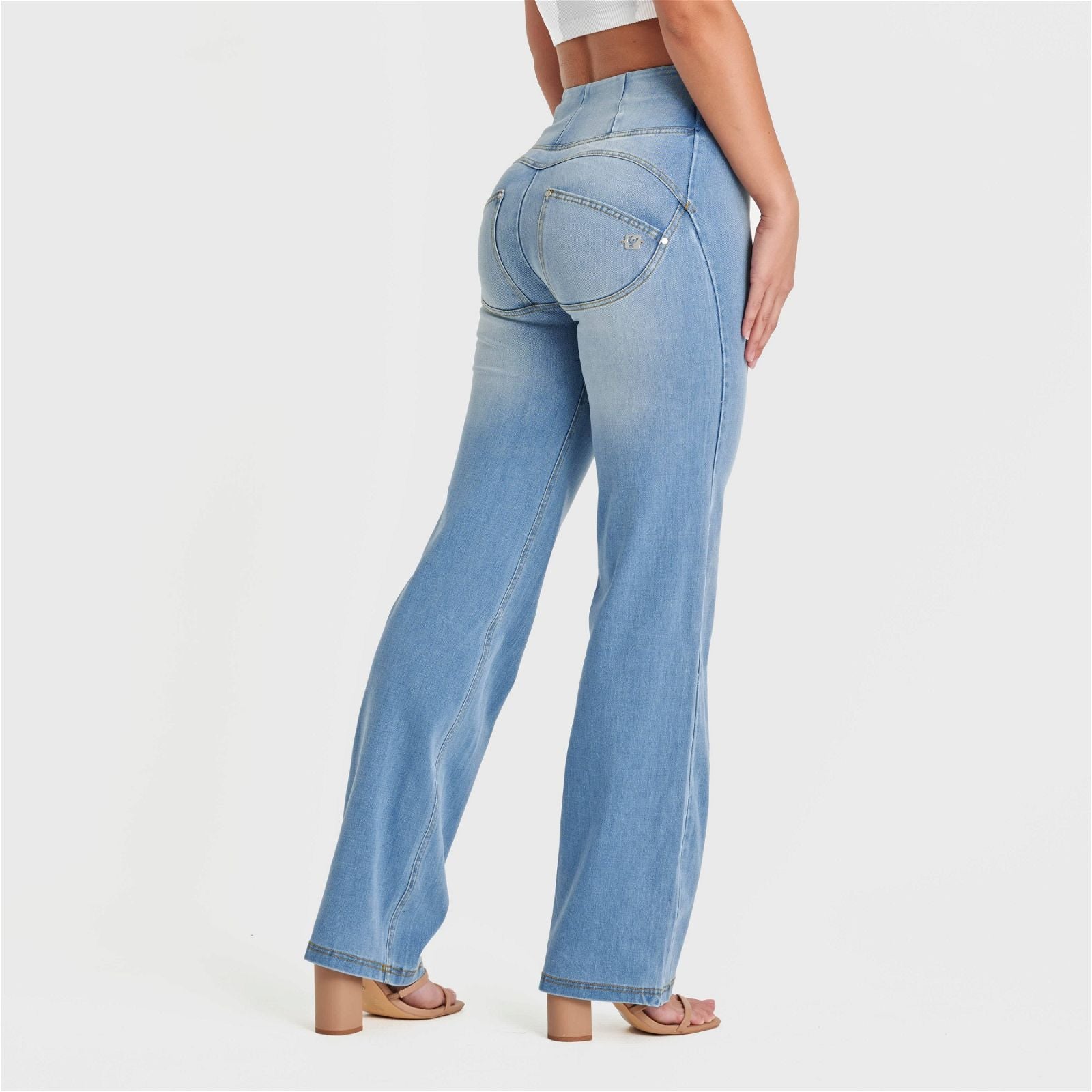 WR.UP® SNUG Jeans - High Waisted - Flare - Light Blue + Yellow Stitching 1