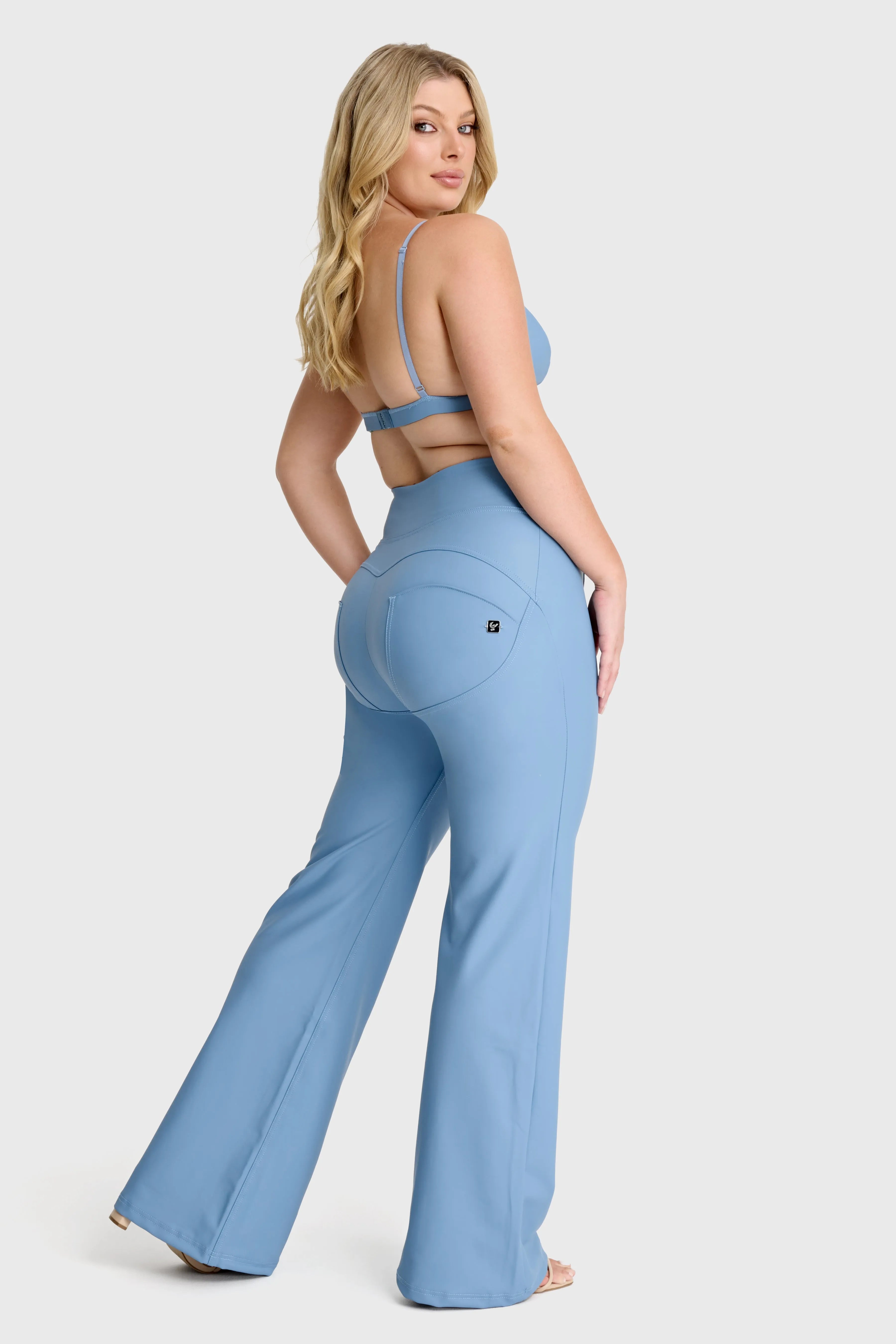 WRUP Faux Leather - Super High Waisted - Super Flare - Baby Blue 1