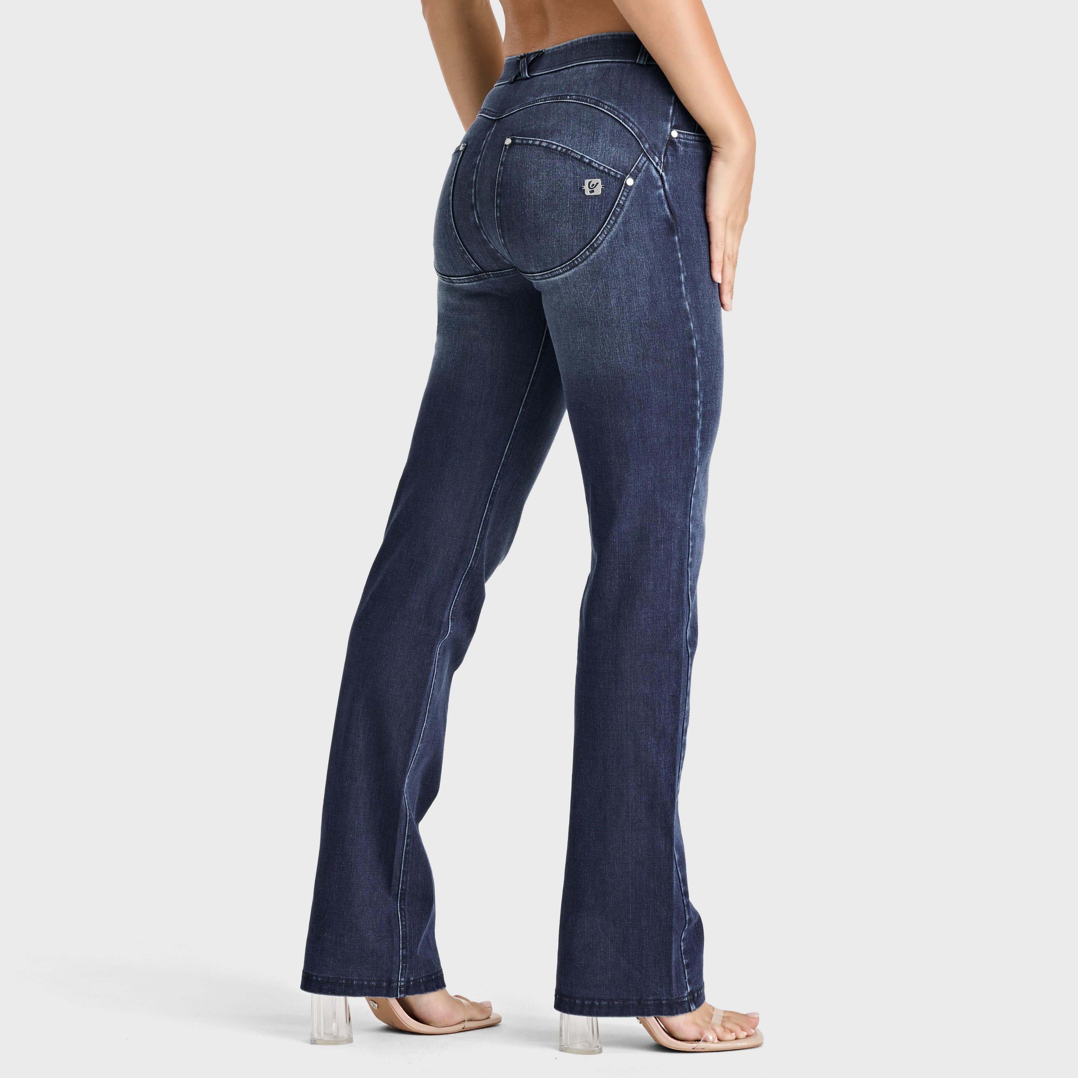 WR.UP® Snug Jeans - 2 Button High Waisted - Bootcut - Dark Blue + Blue Stitching 1