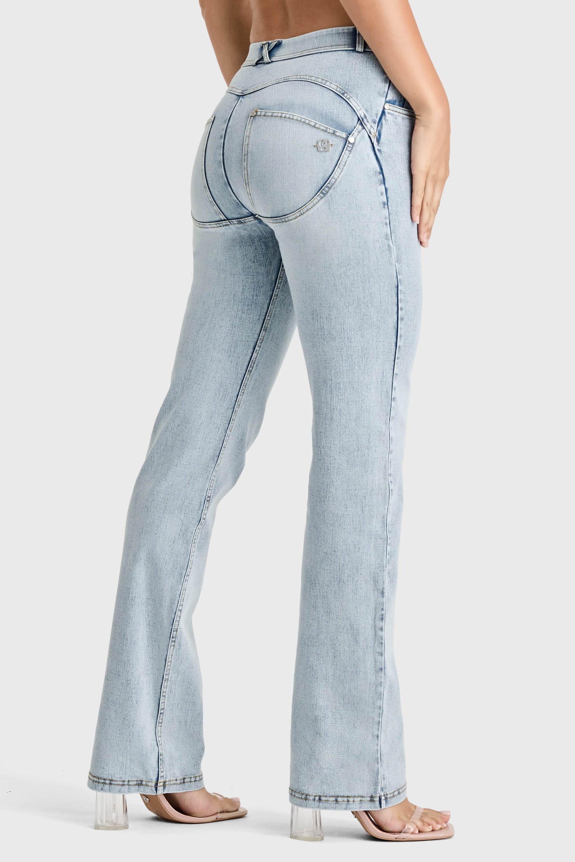 WR.UP® Snug Jeans - 2 Button High Waisted - Bootcut - Light Blue + Yellow Stitching 1
