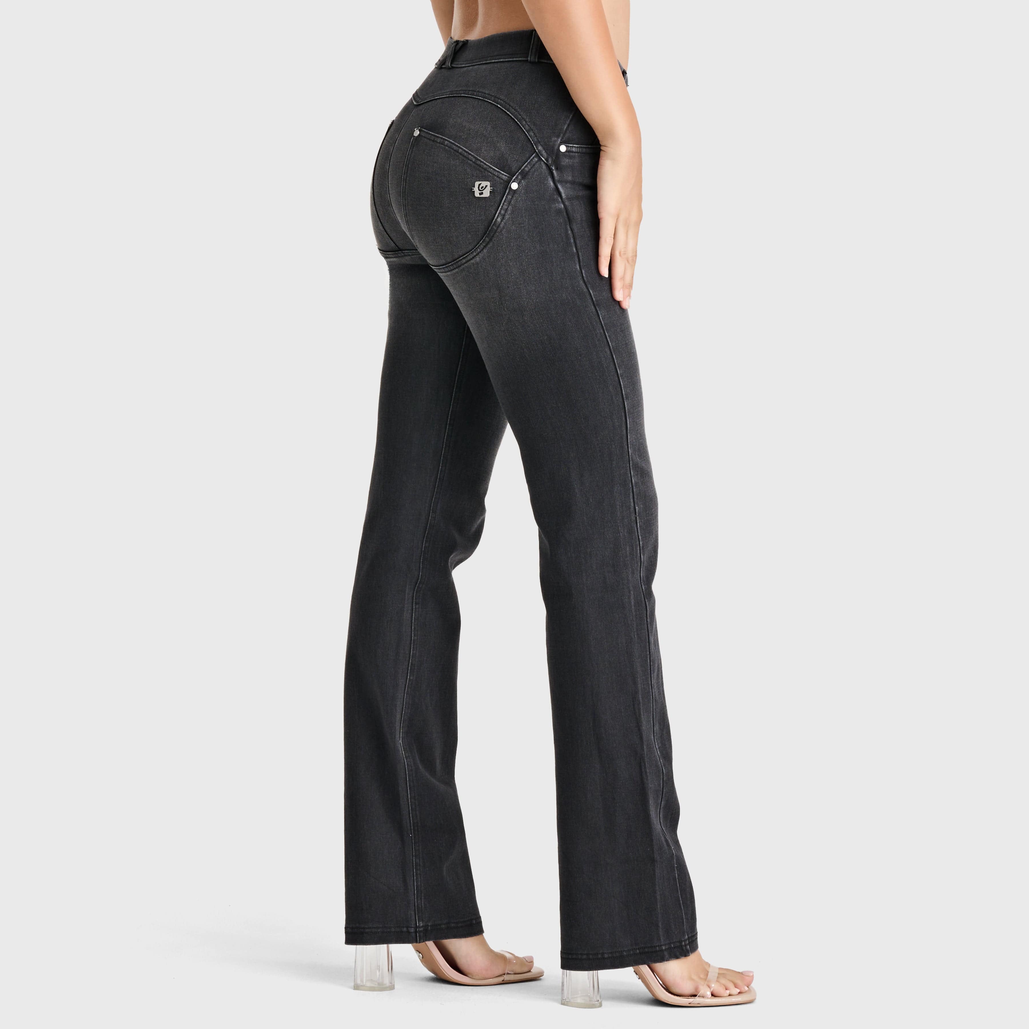 WR.UP® Snug Jeans - 2 Button High Waisted - Bootcut - Black + Black Stitching 1