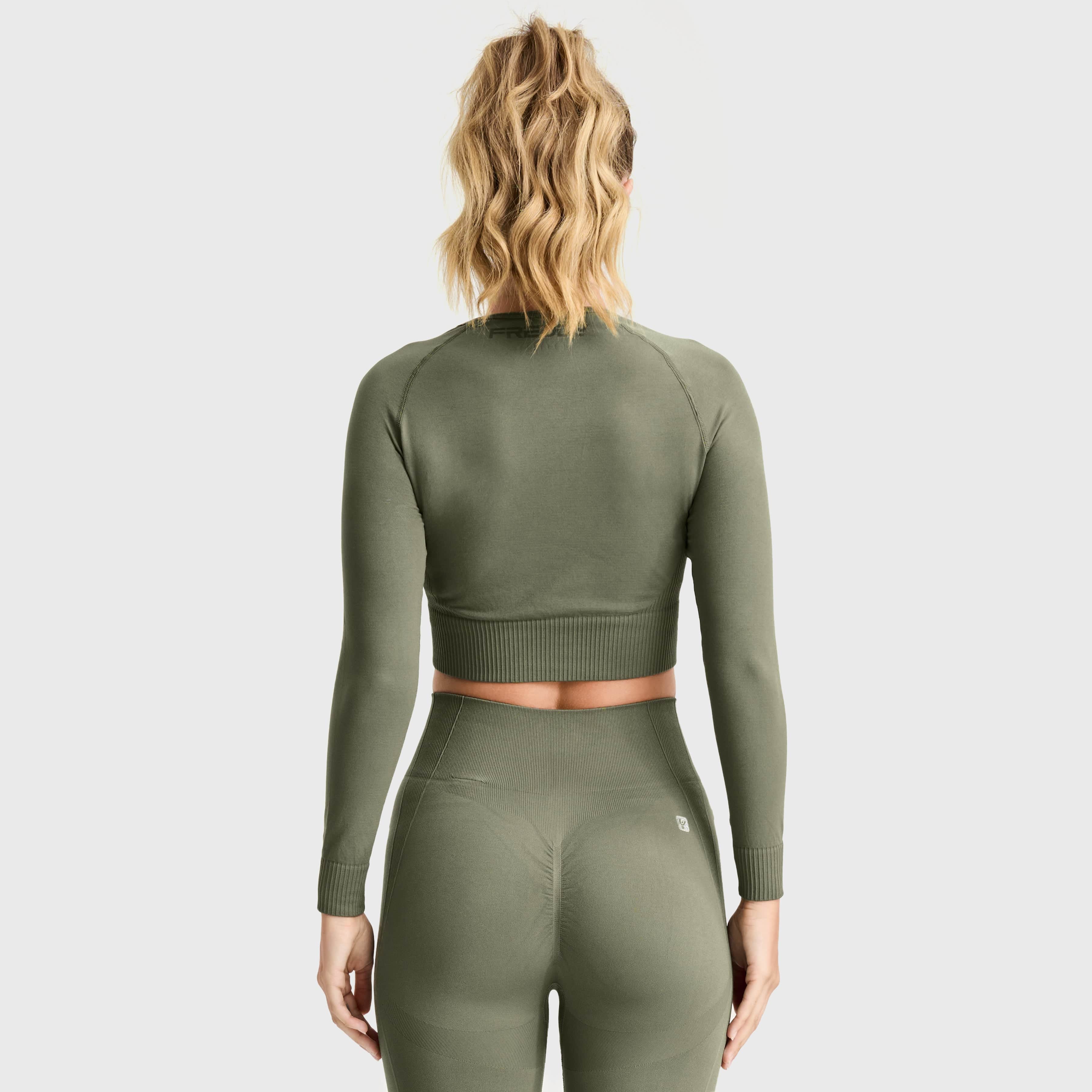 Seamless Cropped Long Sleeved - Military Green 3