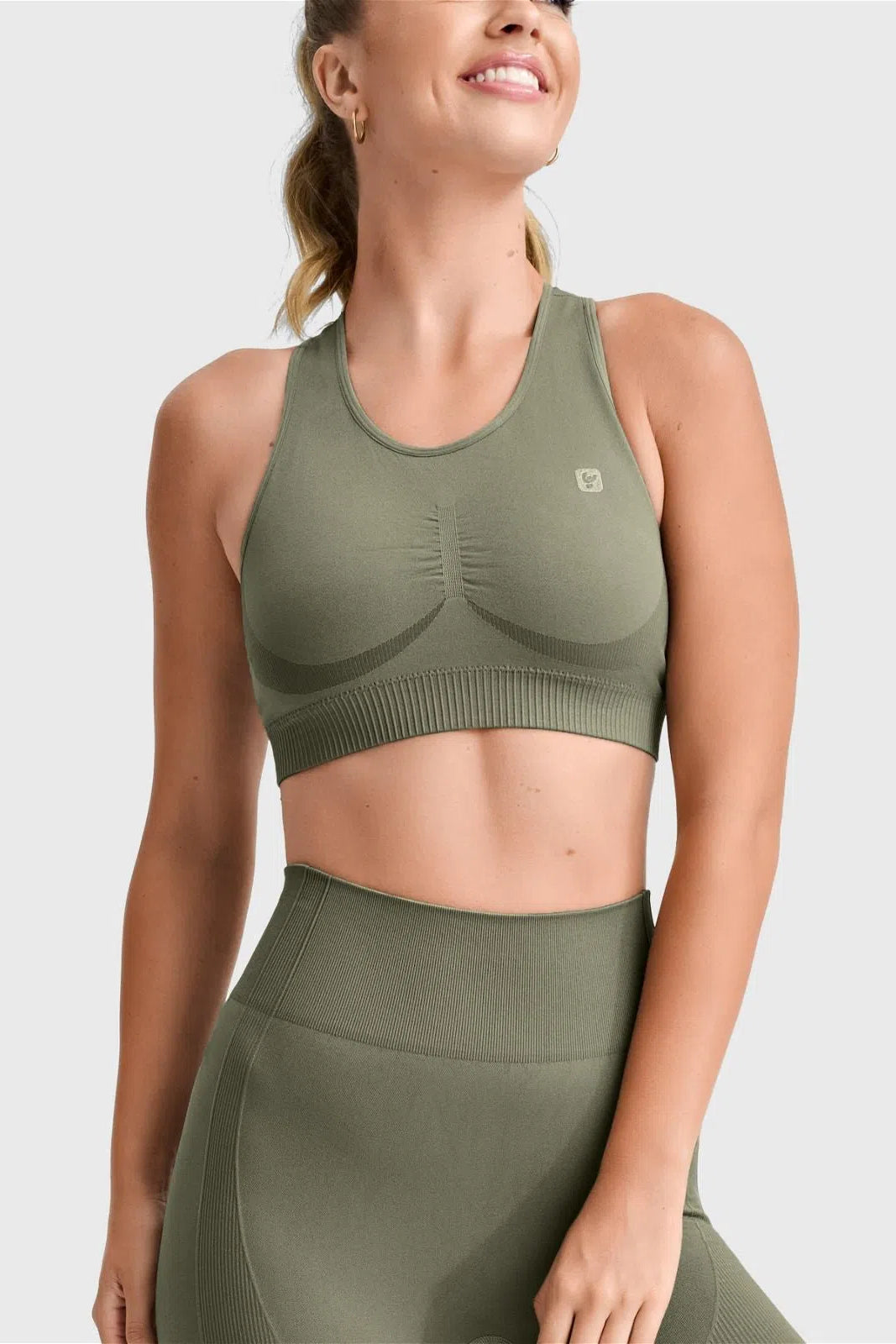Seamless Sports Bra - Military Green 3
