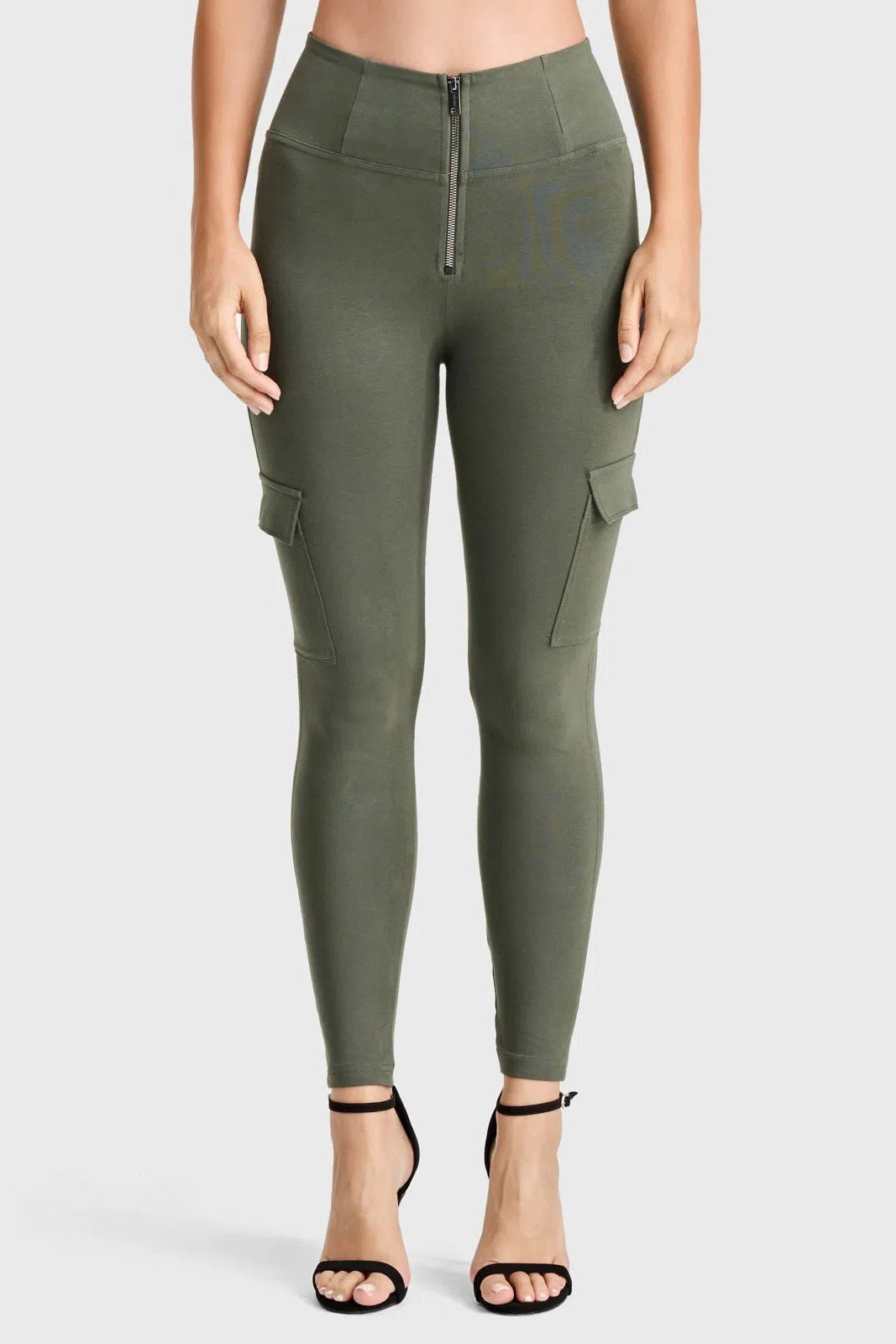 WRUP Cargo Fashion - High Waisted - 7/8 Length - Military Green 3