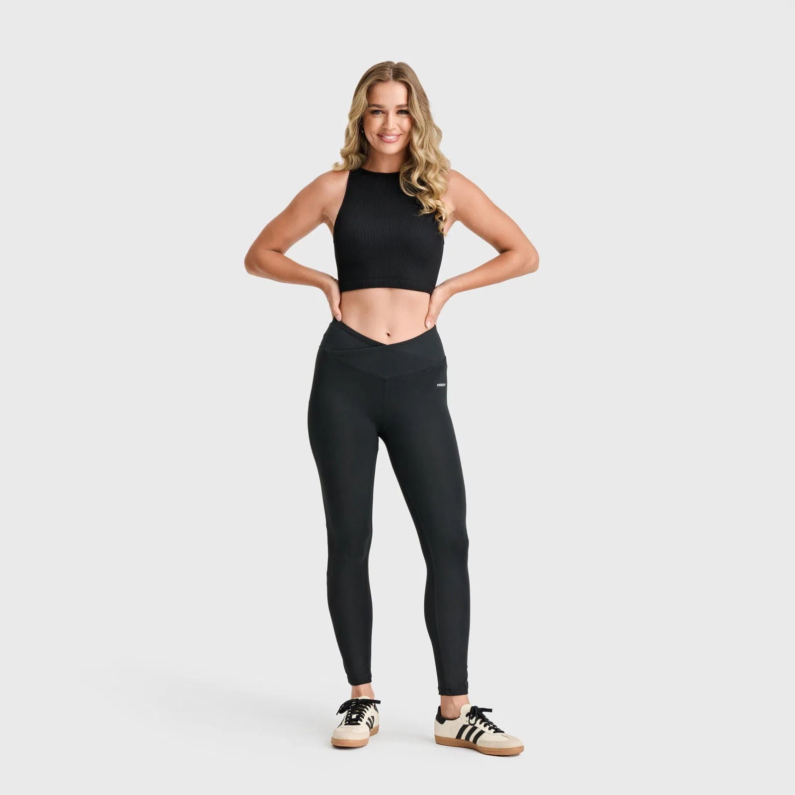 WRUP Core Fashion - High Waisted - 7/8 Length - Black 2