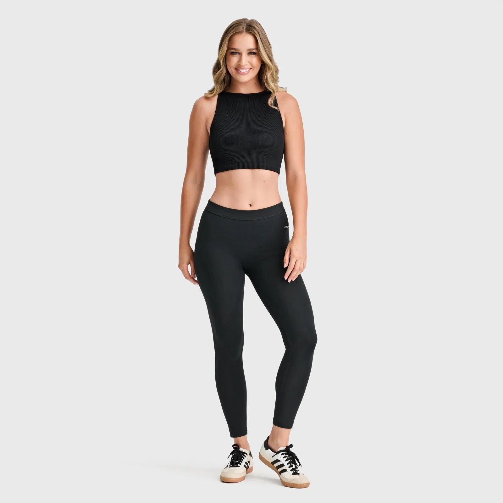 WRUP Core Fashion - Mid Rise - 7/8 Length - Black 2