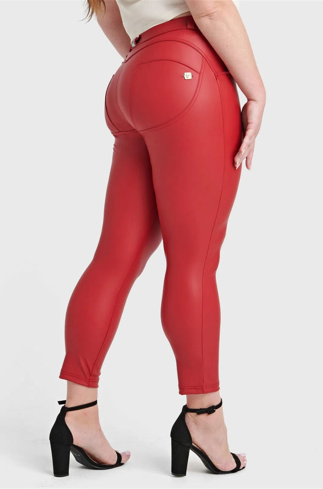 WRUP Curvy Faux Leather - High Waisted - 7/8 Length - Red