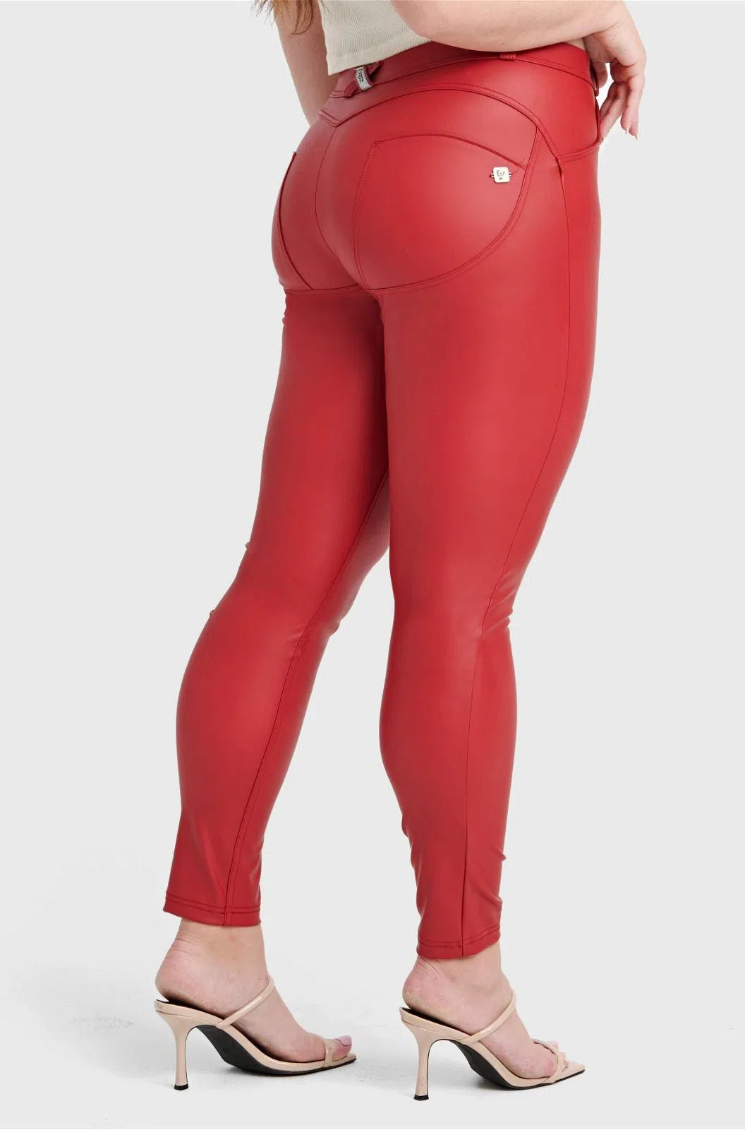 WRUP Curvy Faux Leather - High Waisted - Full Length - Red