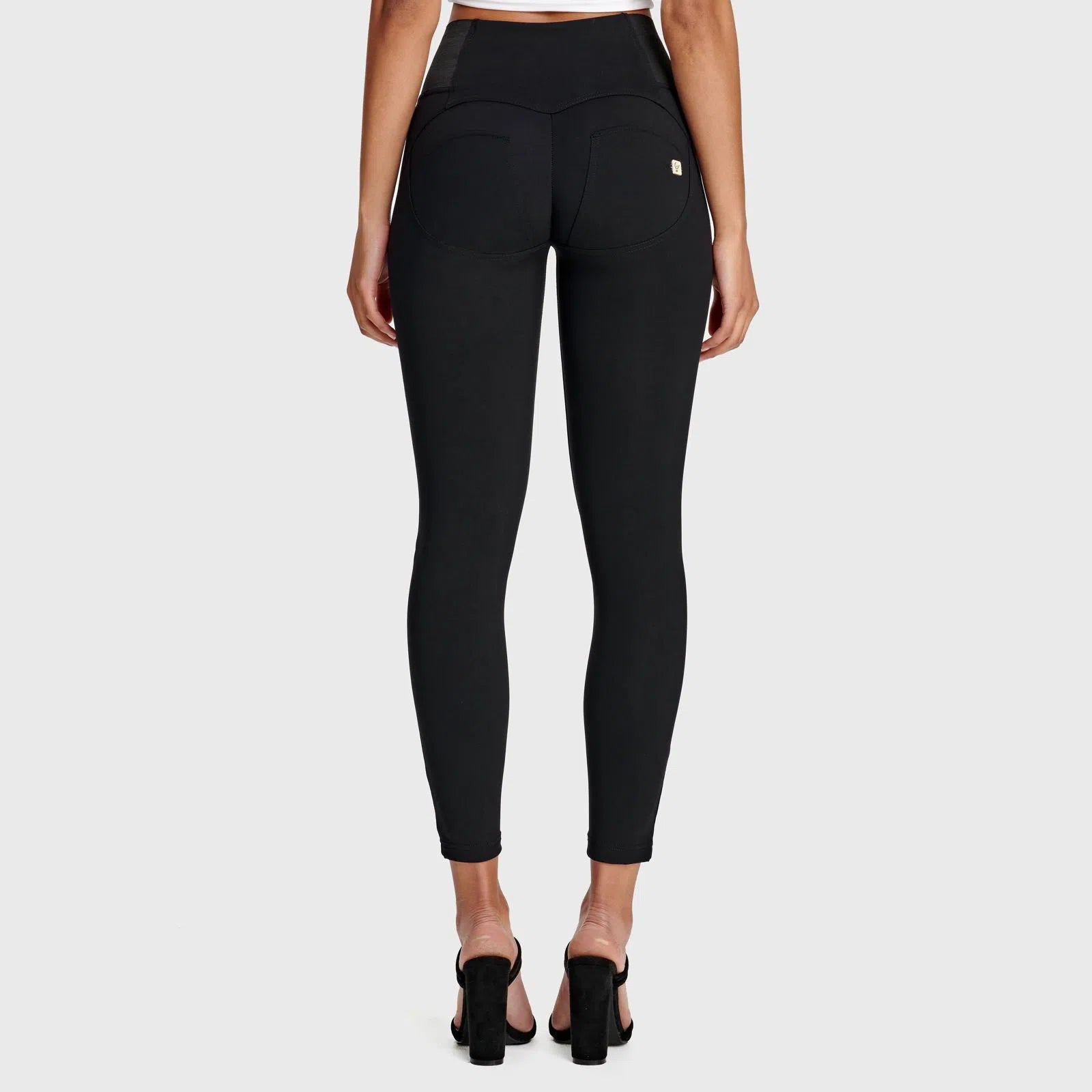 WRUP Diwo Pro Classic - High Waisted - 7/8 Length - Black 3