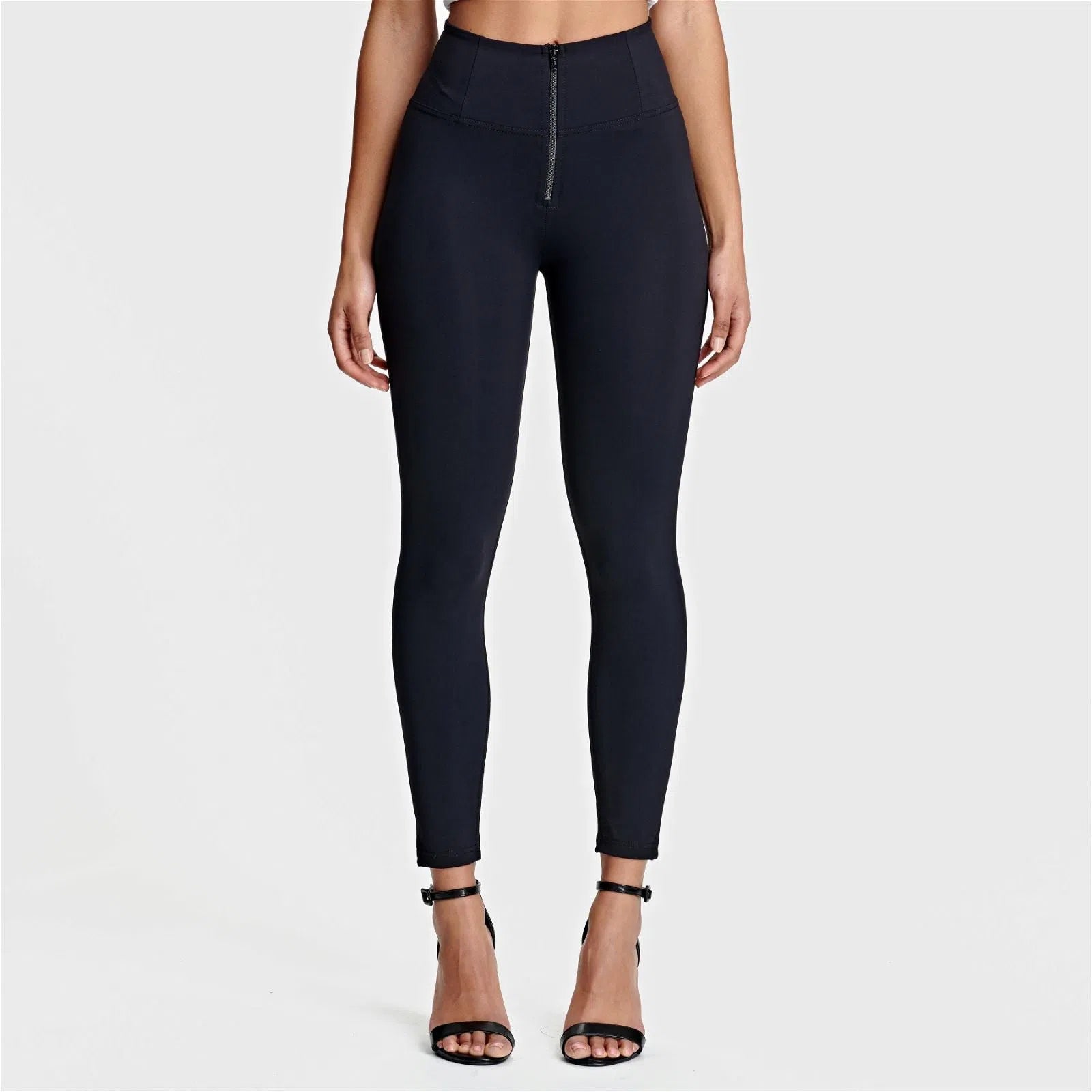 WRUP Diwo Pro - High Waisted - 7/8 Length - Black 3