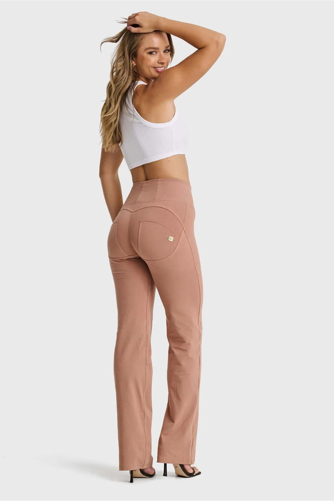 WRUP Fashion - High Waisted - Straight Flare - Mocha 3