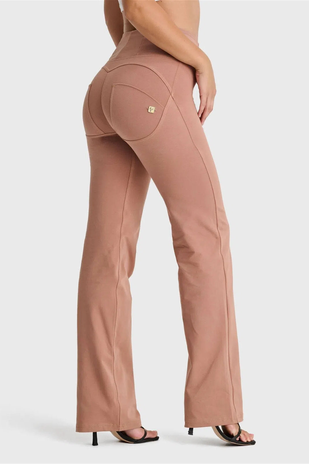 WRUP Fashion - High Waisted - Straight Flare - Mocha 1