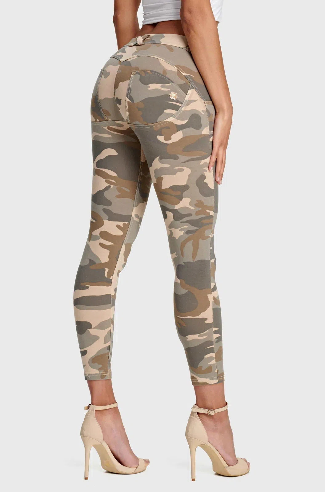 WRUP Fashion - Mid Rise - 7/8 Length - Sand Camo