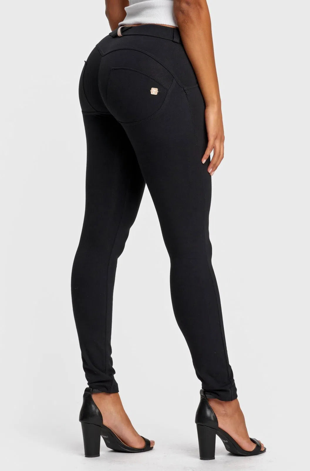 WRUP Fashion - Mid Rise - Full Length - Black