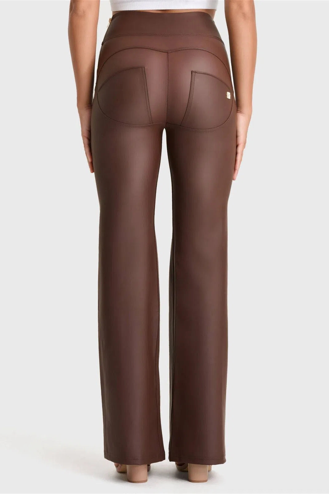 WRUP Faux Leather - Super High Waisted - Super Flare - Chocolate 3