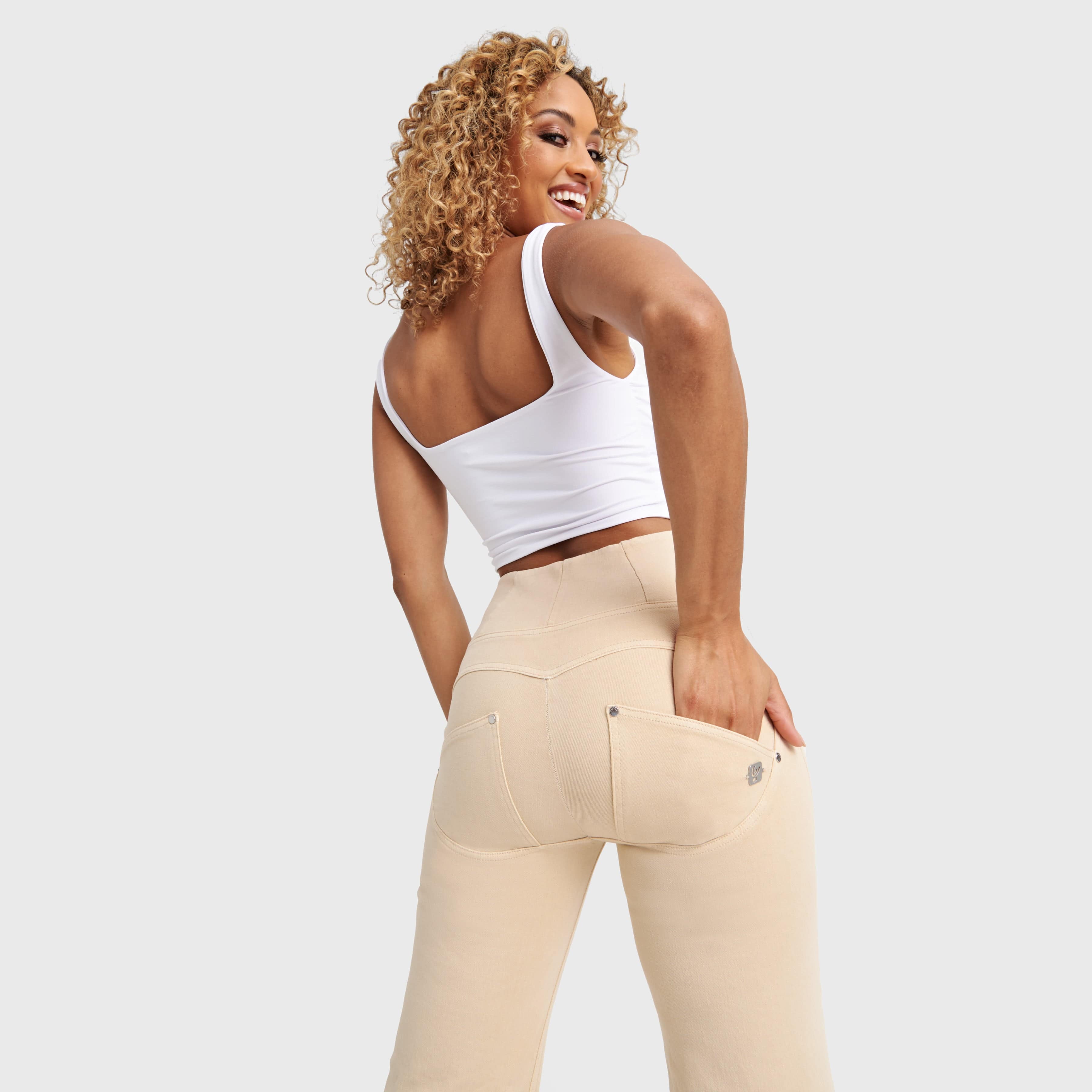 WR.UP® Snug Jeans - High Waisted - Cropped - Beige 3