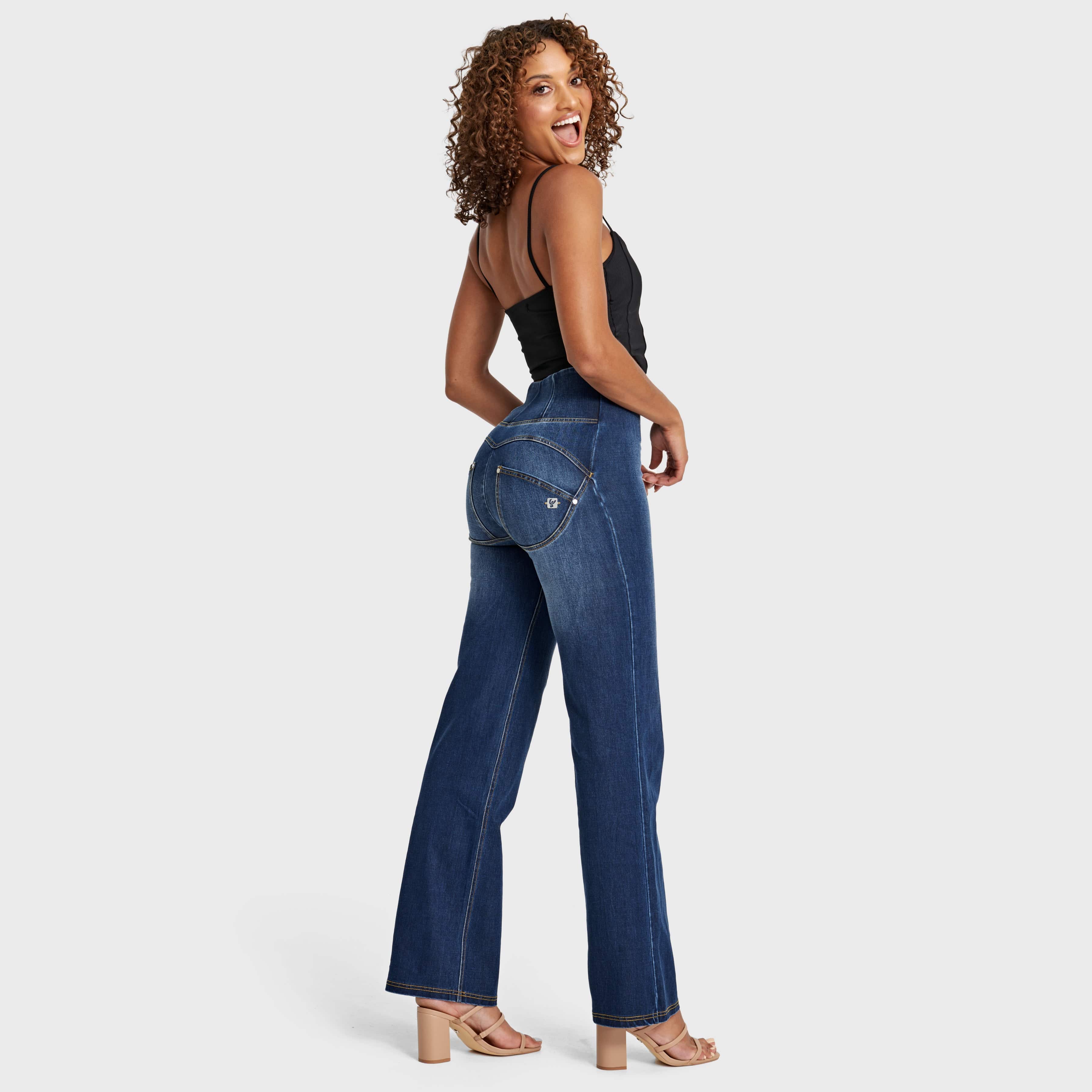 WR.UP® Snug Jeans - High Waisted - Flare - Dark Blue + Yellow Stitching 3